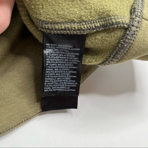 The North Face Gray and Olive Crew Neck Sweater - Picture 11 of 13